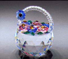 CRYSTAL ROSE BASKET